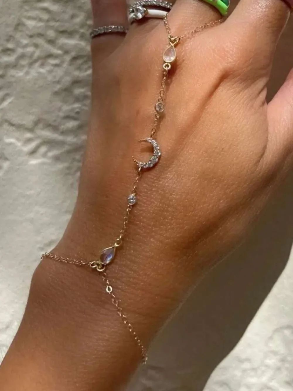 Moon Hand Chain S1494